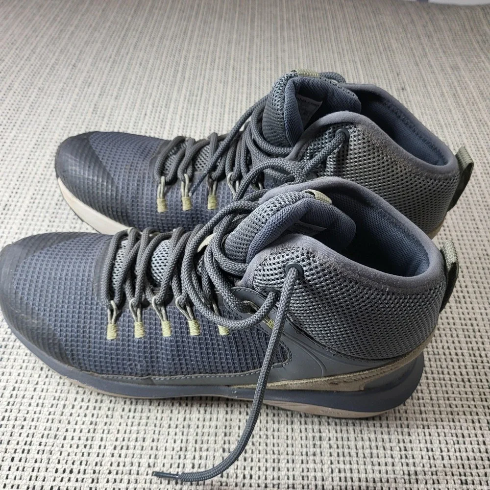 Columbia Waterproof Snow Boots Mens Size 10.5 Gray Mesh Ankle Hiking BM0155-053